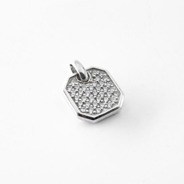 arcane amulet white 3 1